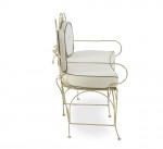 Dahlia Loveseat